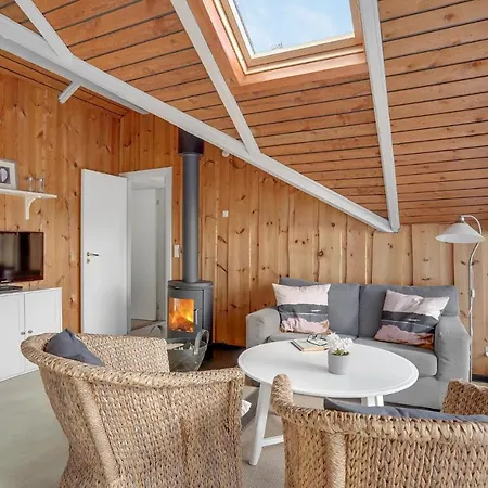Stunning In Rdby With 2 Bedrooms And Wifi *