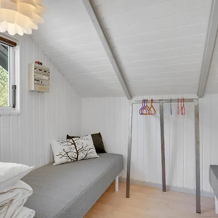 Stunning In Rdby With 2 Bedrooms And Wifi Holiday home Rodby